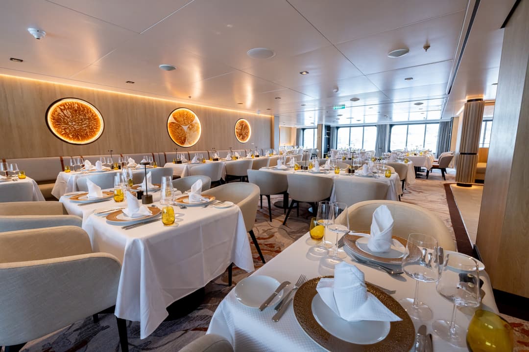 Swan Hellenic Sh Minerva Swan Restaurant 8