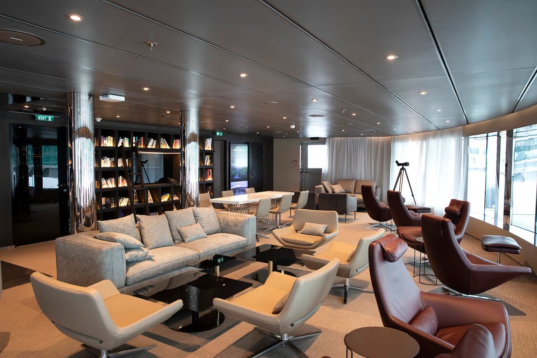 Scenic Eclipse Observation Lounge 10