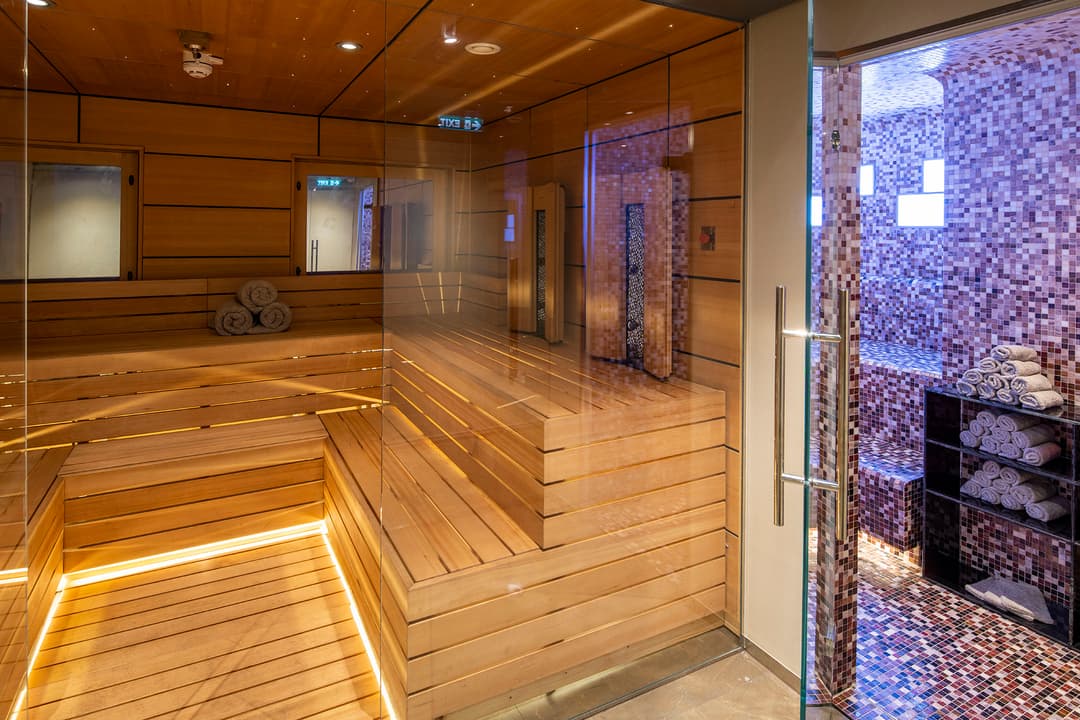 Scenic Eclipse Senses Spa Sauna & Steam Room 6