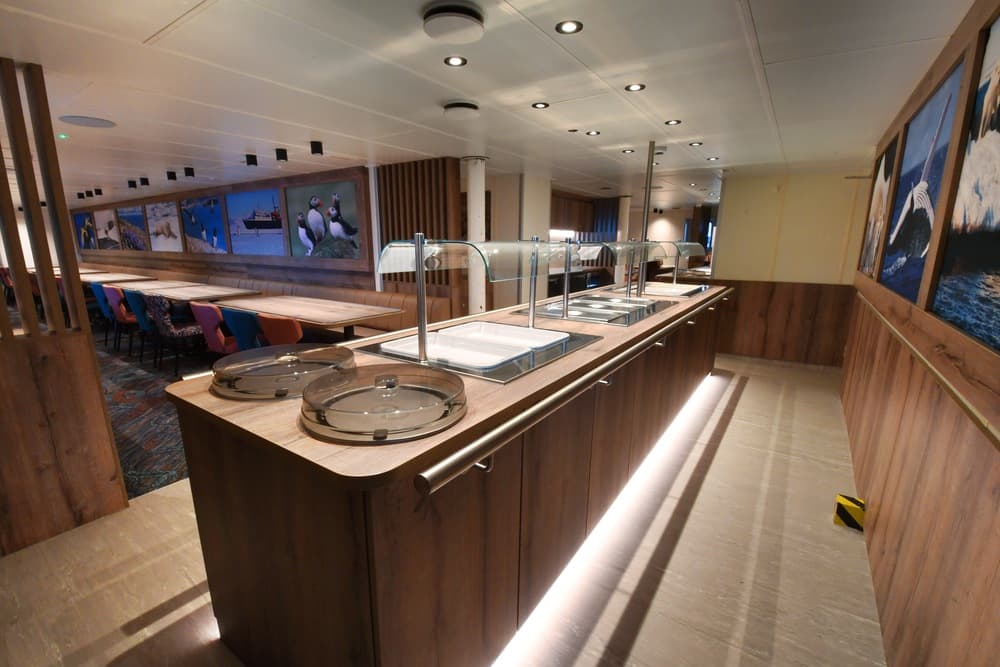 Oceanwide Expeditions Ortelius Dining Room - Copyright Oceanwide Expeditions 4.jpeg