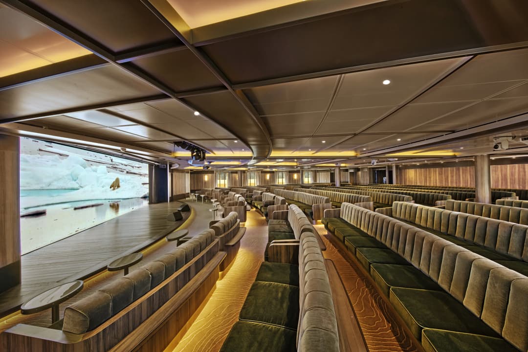 Seabourn Discovery Centre 2