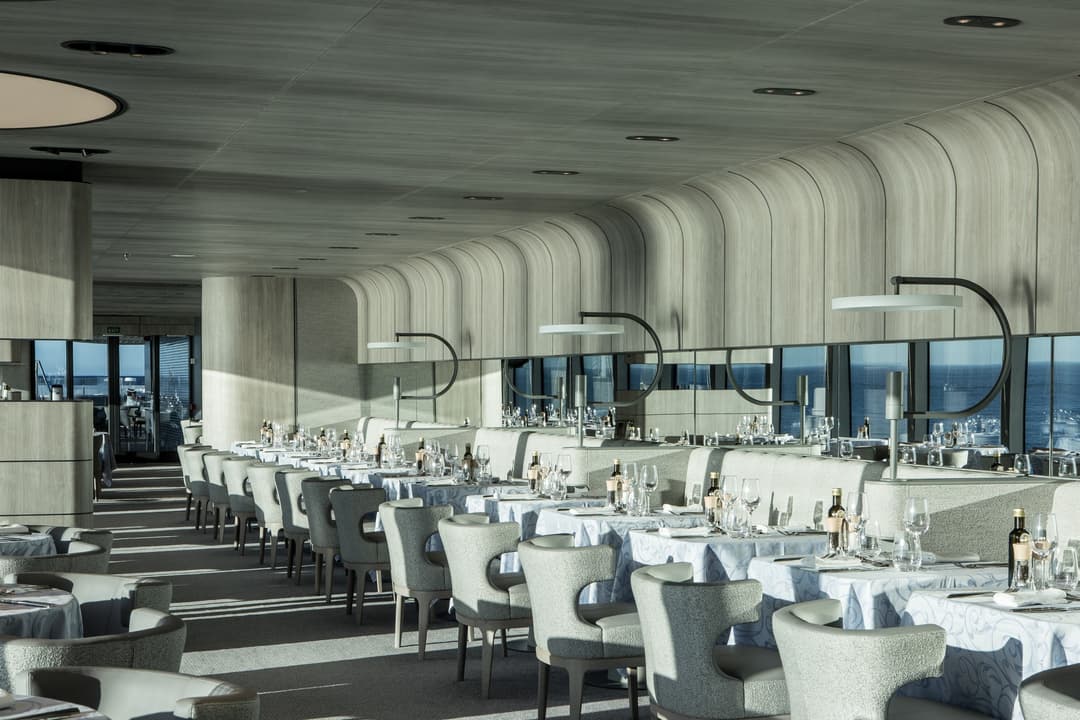 Ponant Le Commandant Charcot Silla Restaurant, ©Ponant, Credit. Gilles Trillard