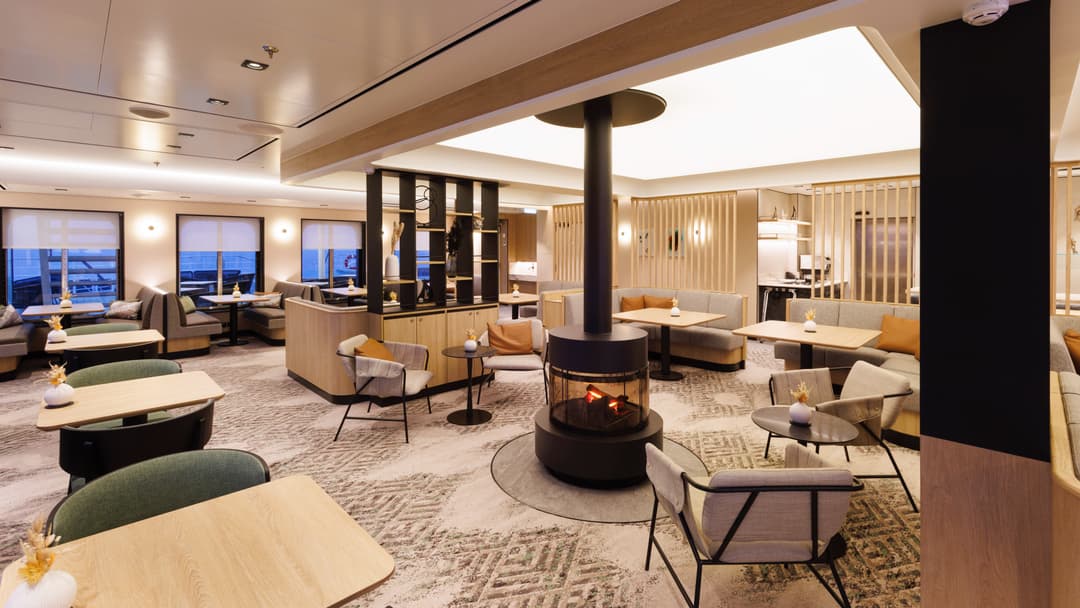 Swan Hellenic, Sh Vega, Club Lounge6