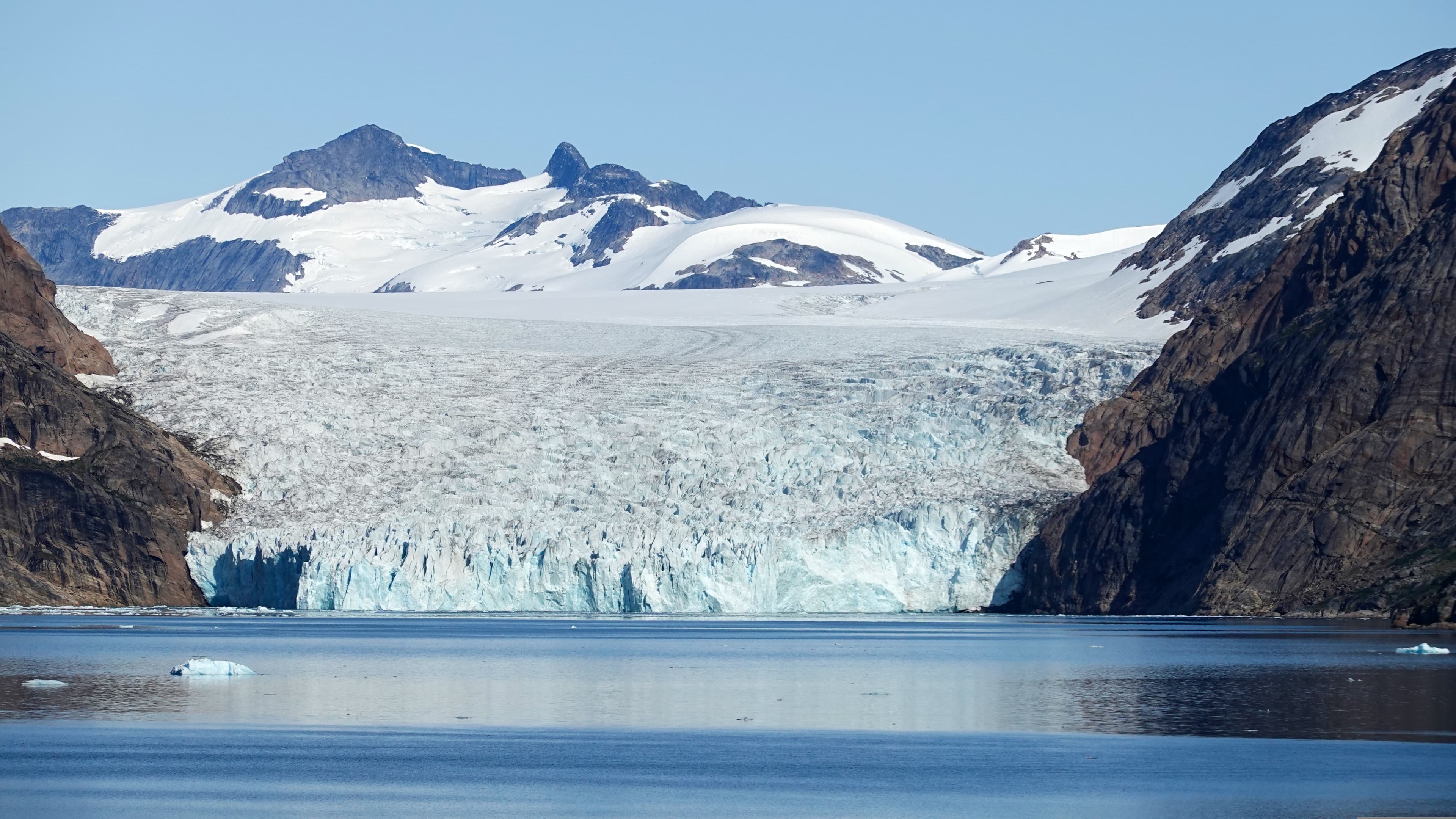 Discovering Greenland – From Reykjavík to Nuuk