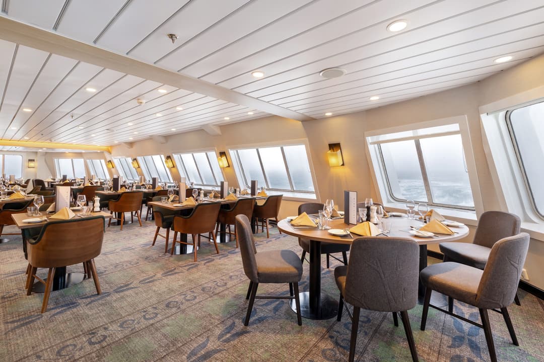 Hx Hurtigruten Expeditions, Ms Spitsbergen, Aune 6