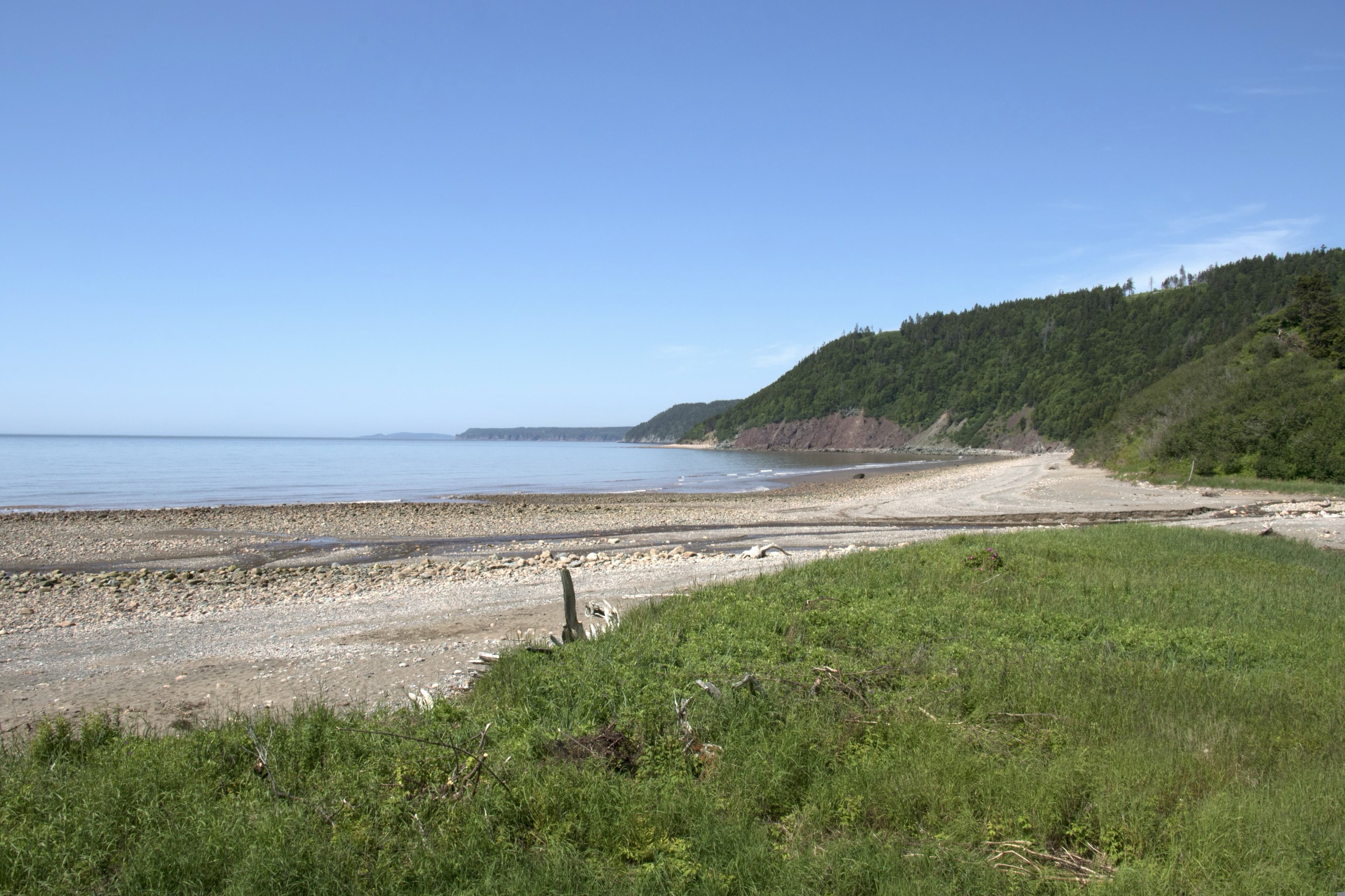 Exploration from Greenland to Canada via Saint Pierre and Miquelon