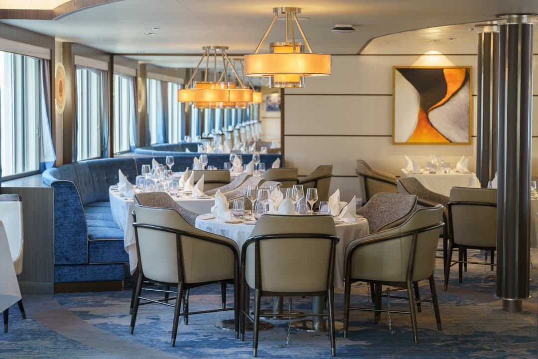 Quark Expeditions, Ocean Explorer Main Dining Room 6 ©Quark Expeditions