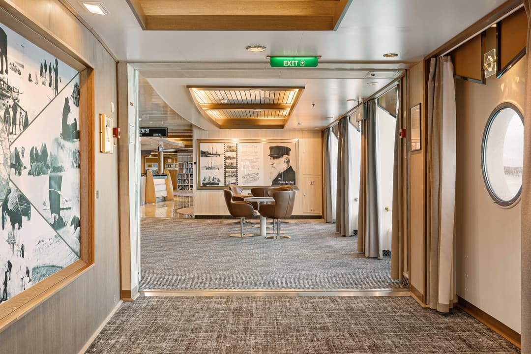 Hx Hurtigruten Expeditions Ms Fram Hallway 3 ©Espen Mills