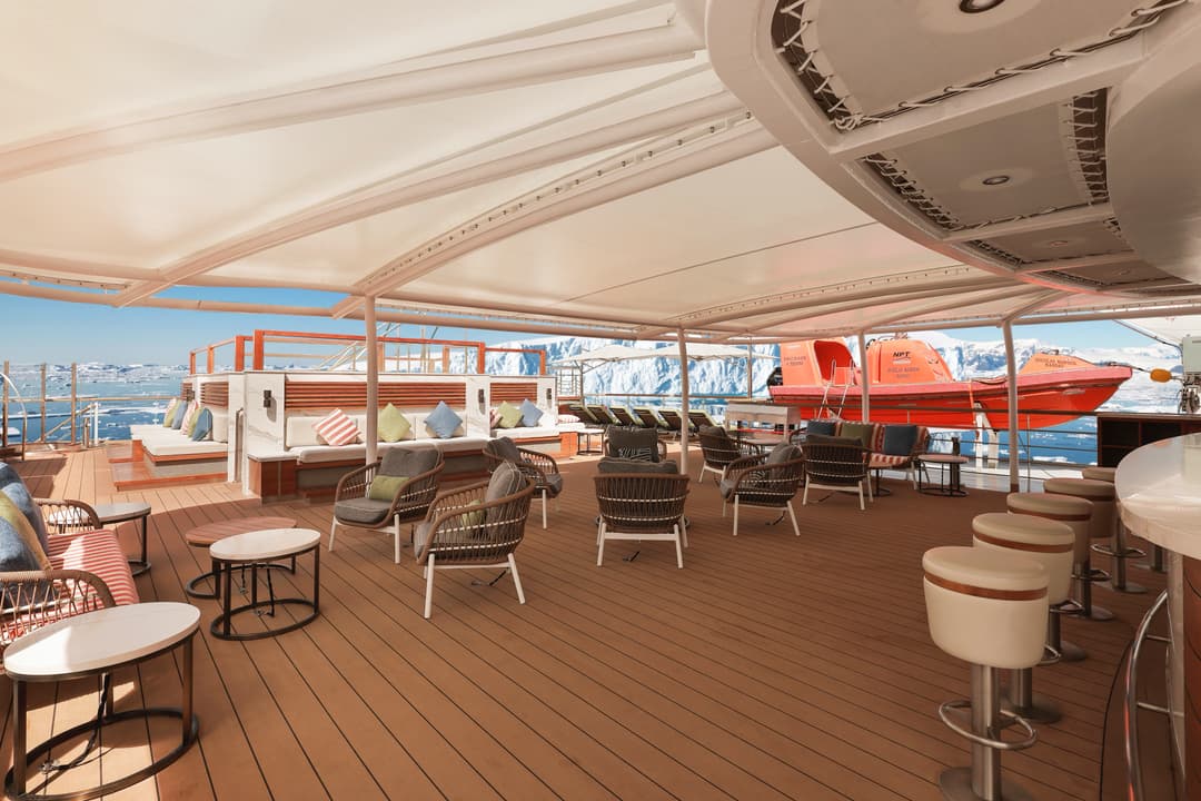 Ae Expeditions Douglas Mawson Sun Deck ©Ae Expeditions 3
