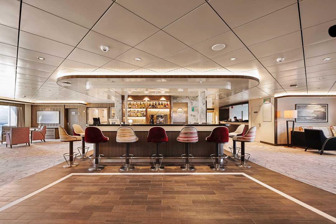 Ae Expeditions Douglas Mawson Bar & Lounges ©Ae Expeditions 1