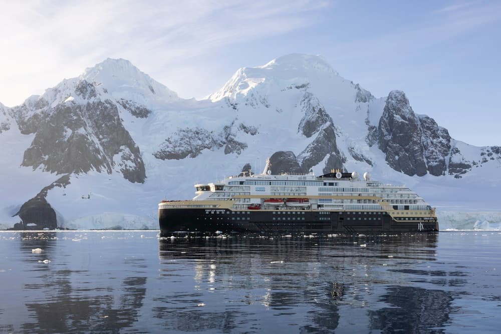 Exploring the Garden of Greenland (Westbound)
