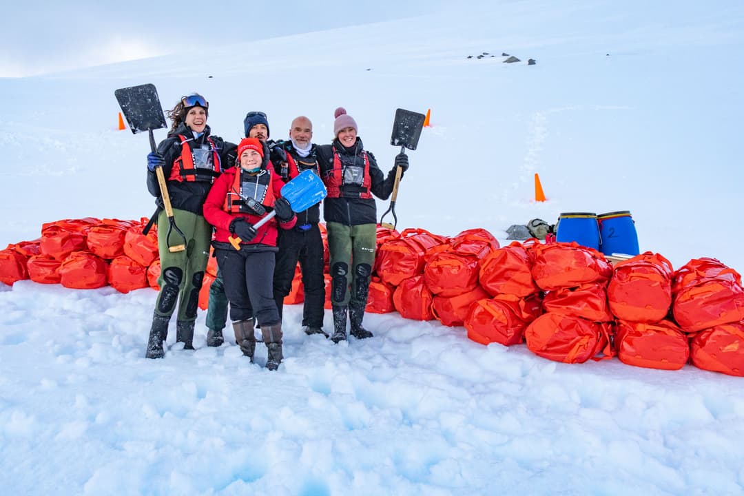 Atlas Ocean Voyages World Navigator Expedition Team ©Atlas Ocean Voyages 1