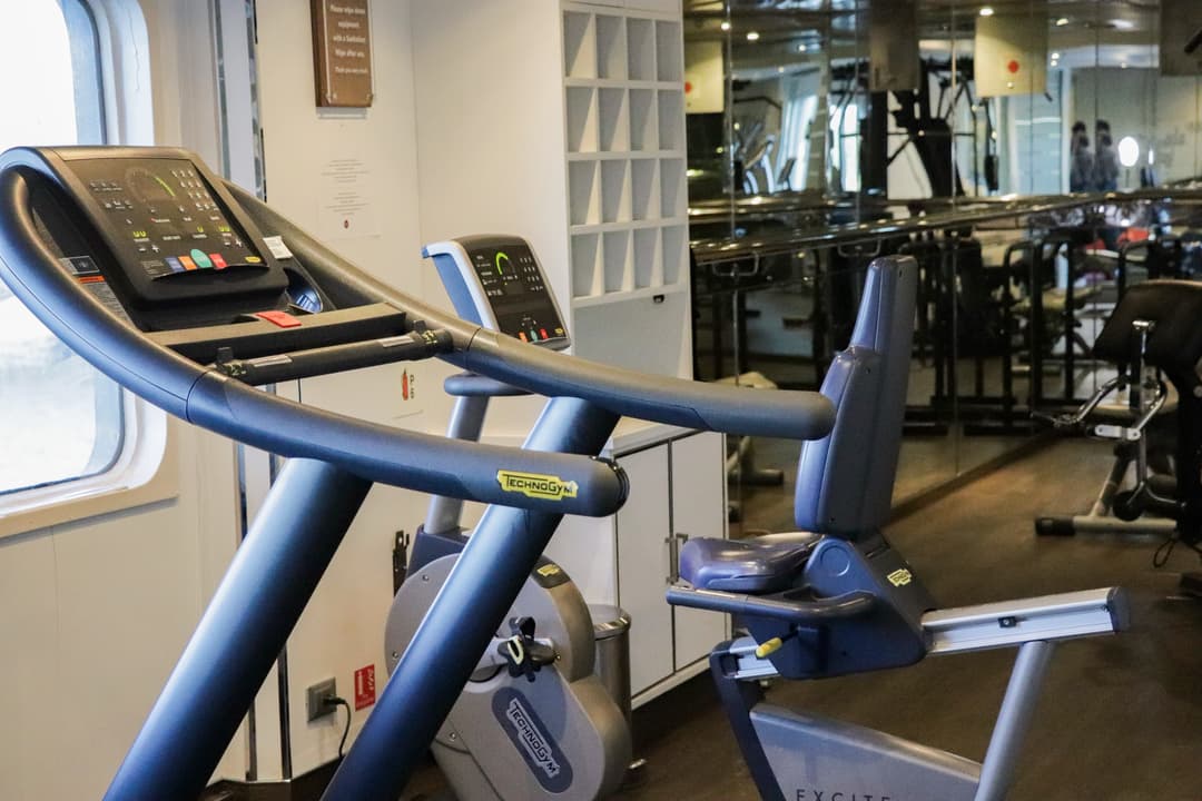 Polar Latitudes Expeditions Mv Discoverer Gym 6