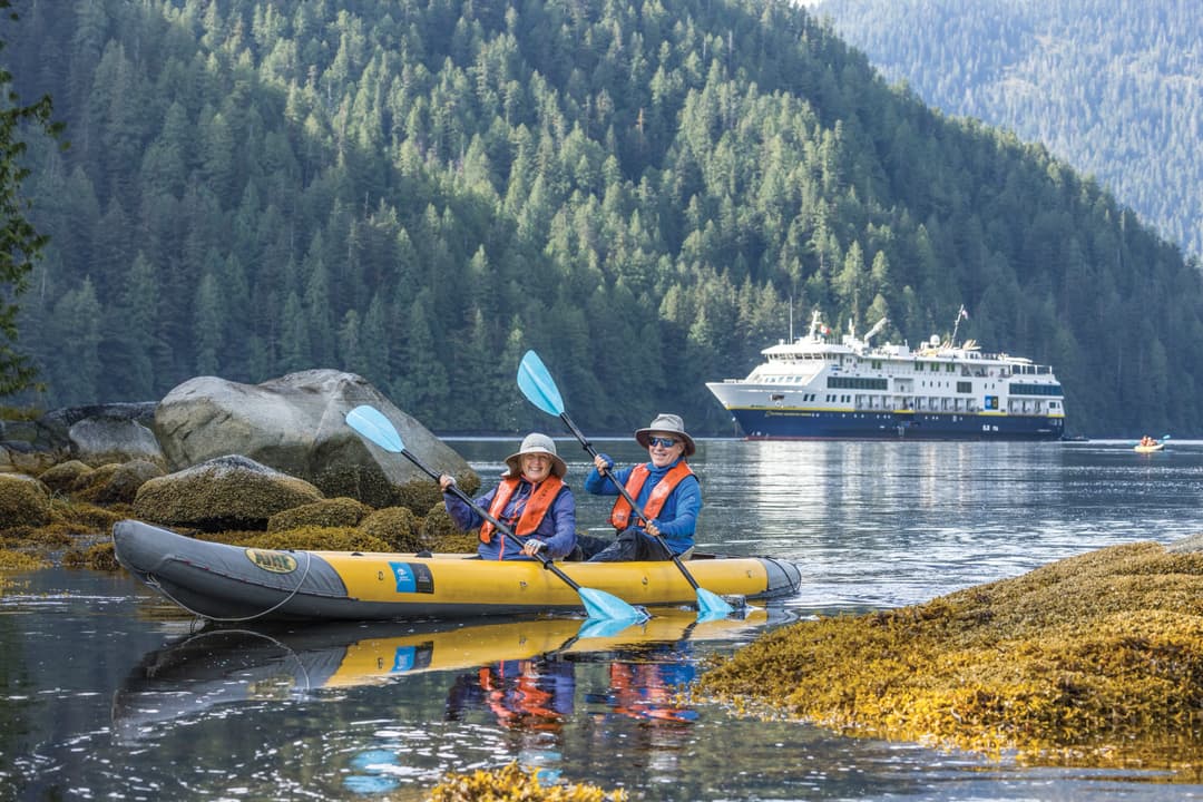 Ng Le Ng Venture Canada British Columbia Exterior ©Andrew Peacock Lindblad Expeditions