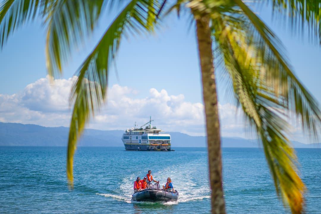 Ng Le Ng Quest Exterior Costa Rica Puerto Jiménez ©David Vargas & Lindblad Expeditions