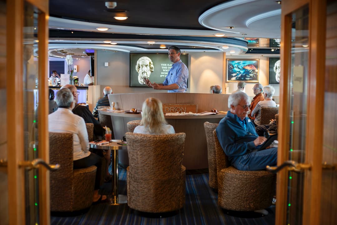 Ng Lindblad Expeditions National Geographic Orion Lounge & Bar 3