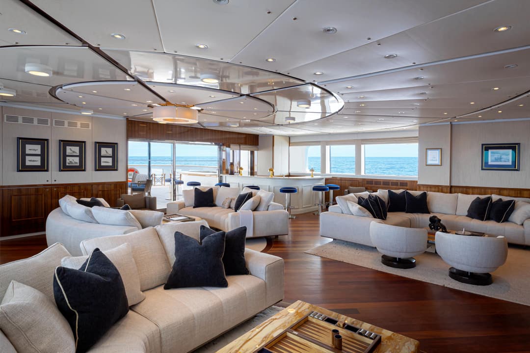 Aqua Lares Indoor Lounge ©Aqua Expeditions 4