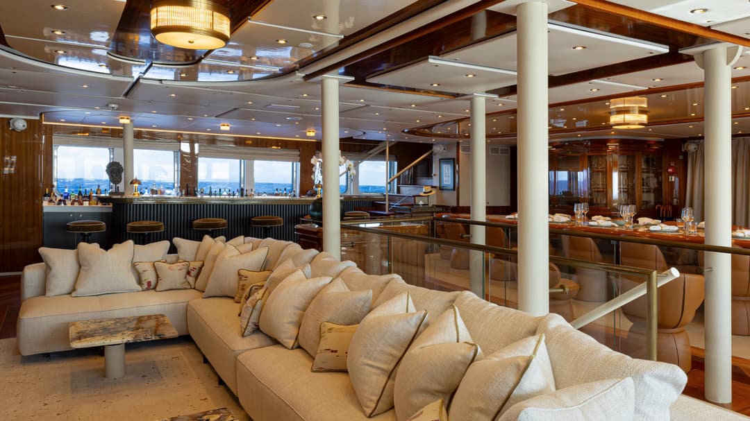 Aqua Lares Main Saloon Indoor Dining ©Aqua Expeditions 1