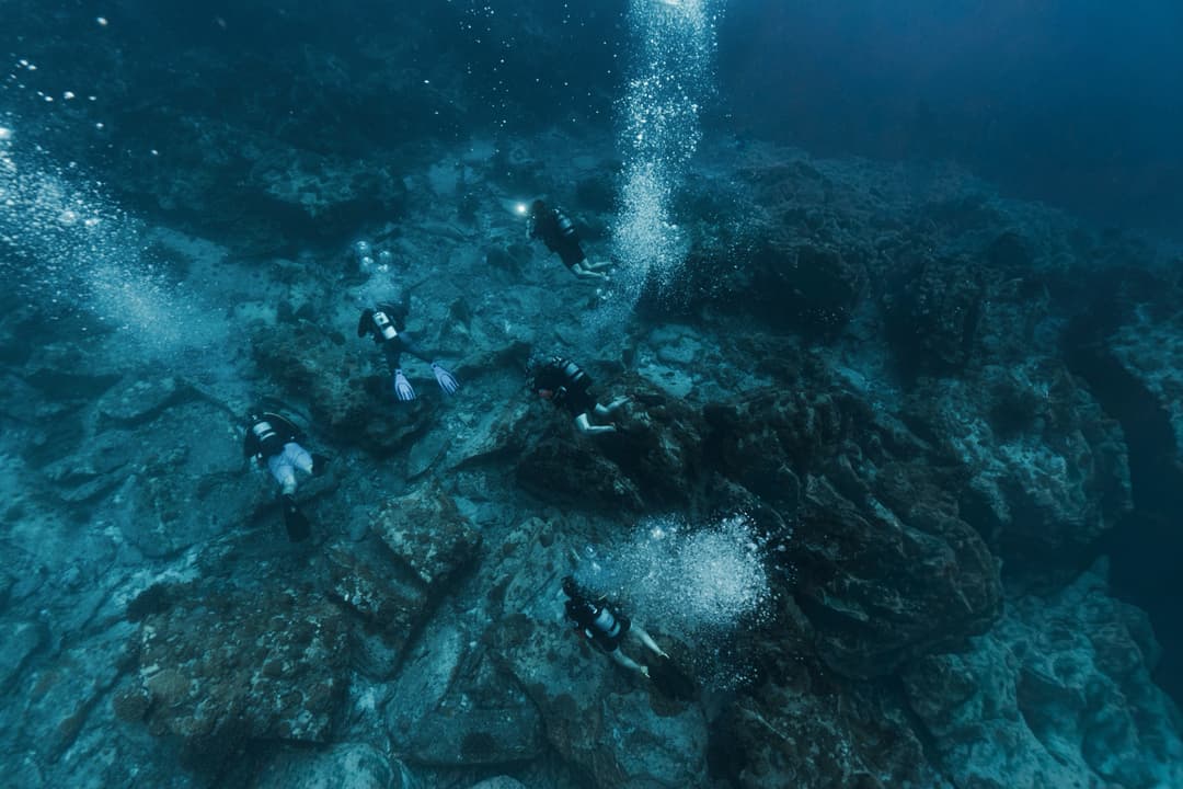 Aqua Lares Diving ©Aqua Expeditions 2