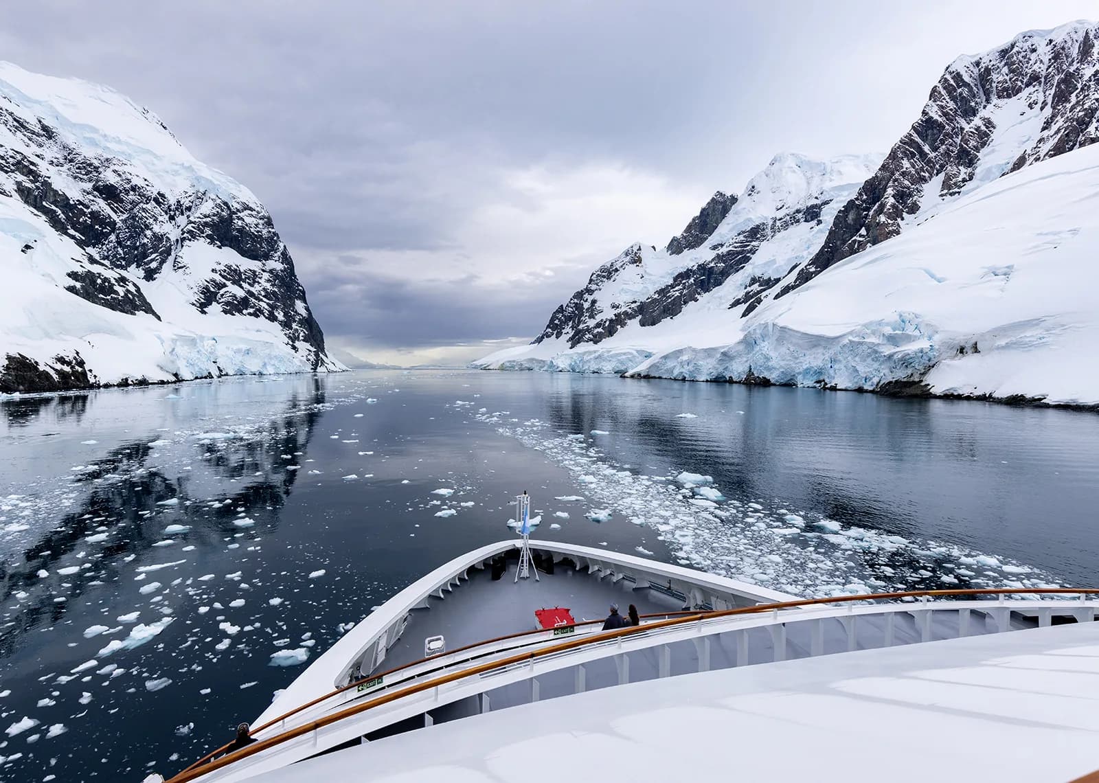 Epic Antarctica: The Falklands, South Georgia and Crossing the Circle