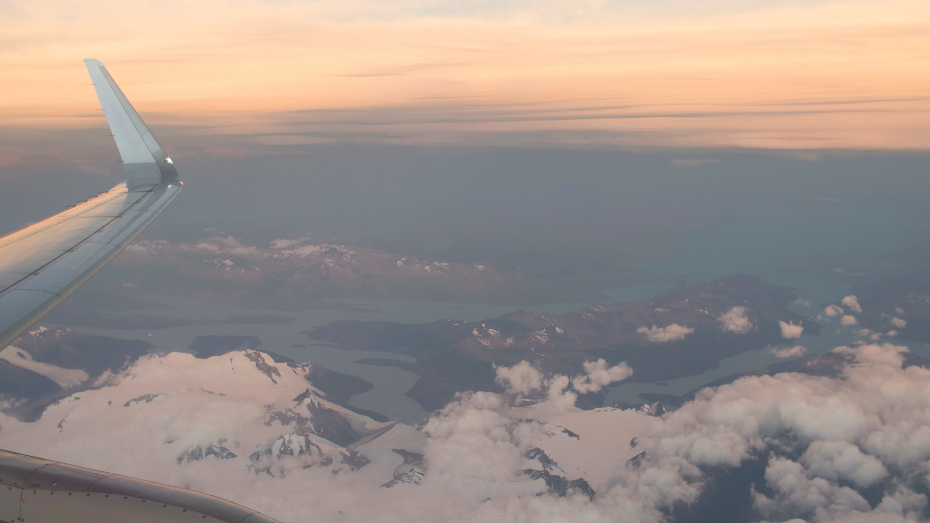 Antarctic Express: Fly the Drake